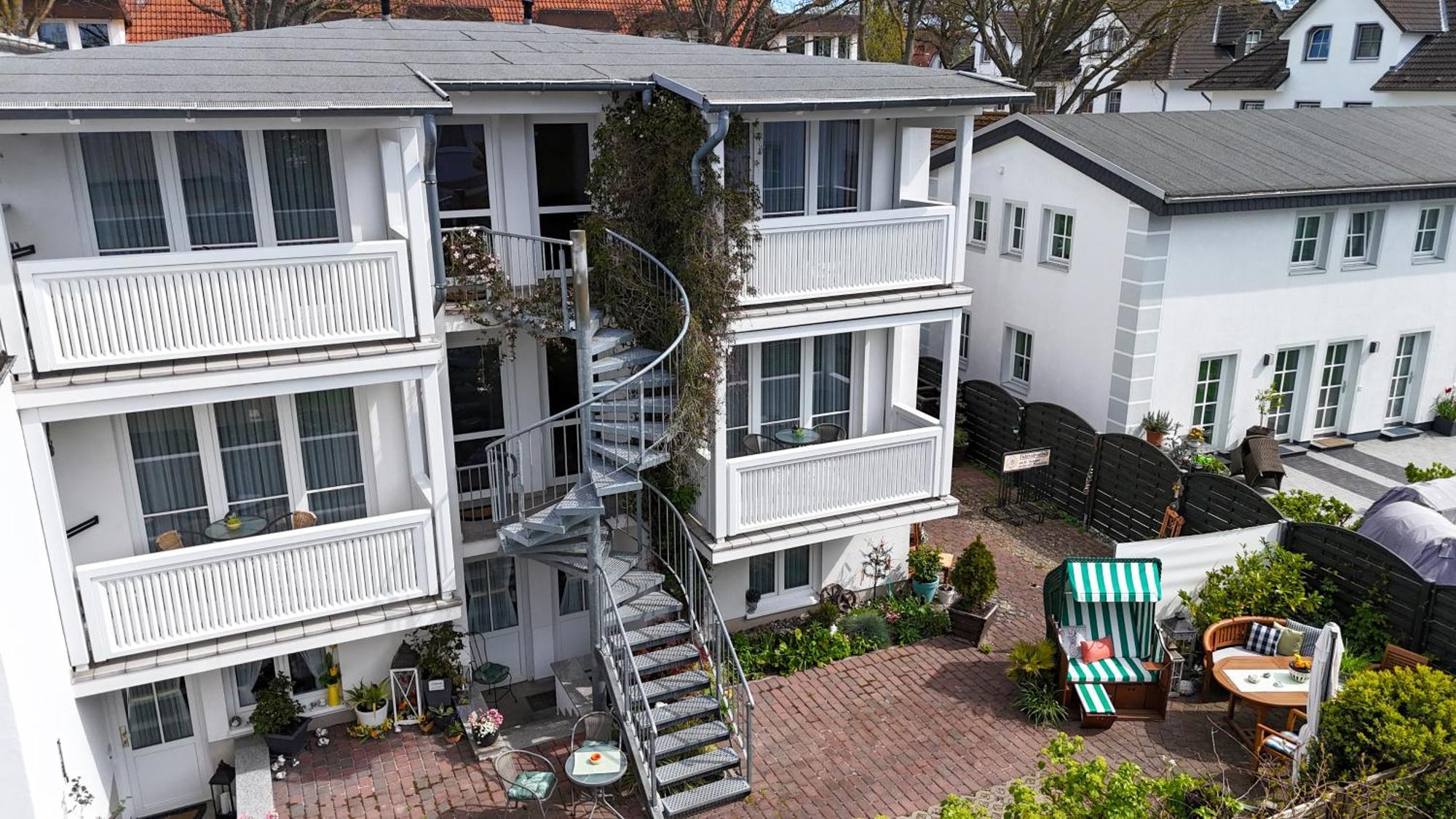 Haus Mozart Fewo Mit Balkon Binz Exteriör bild